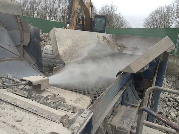 振動篩干霧案例