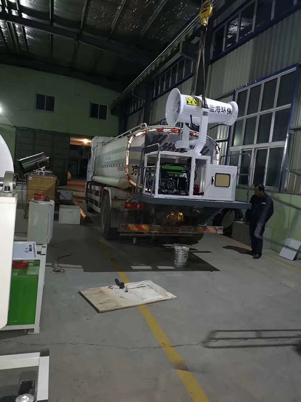 北京大興區(qū)環(huán)衛(wèi)車加裝霧炮案例